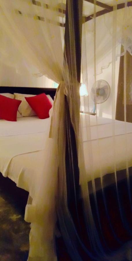 Shady Edge Hotel Unawatuna Luaran gambar